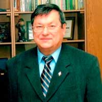 Владимир Булатов